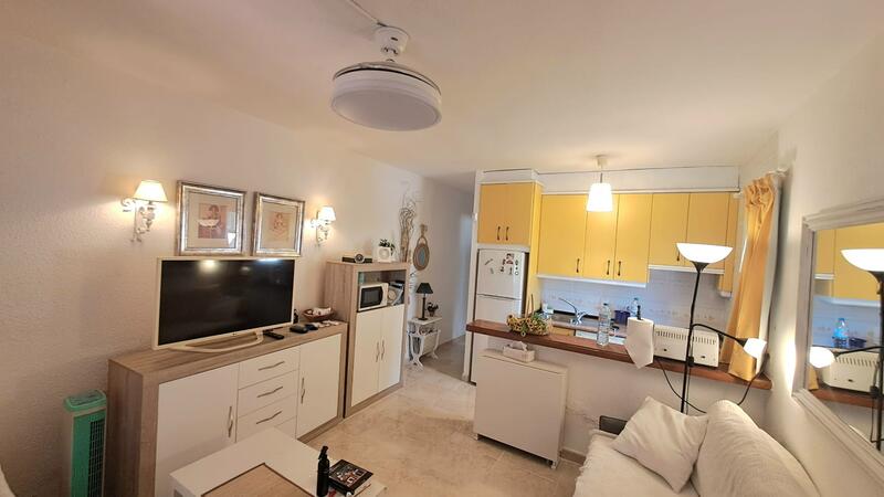1 bedroom Apartment for sale
