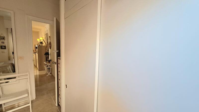 1 bedroom Apartment for sale