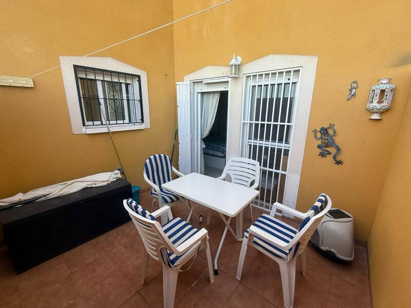 2 slaapkamer Appartement Te koop