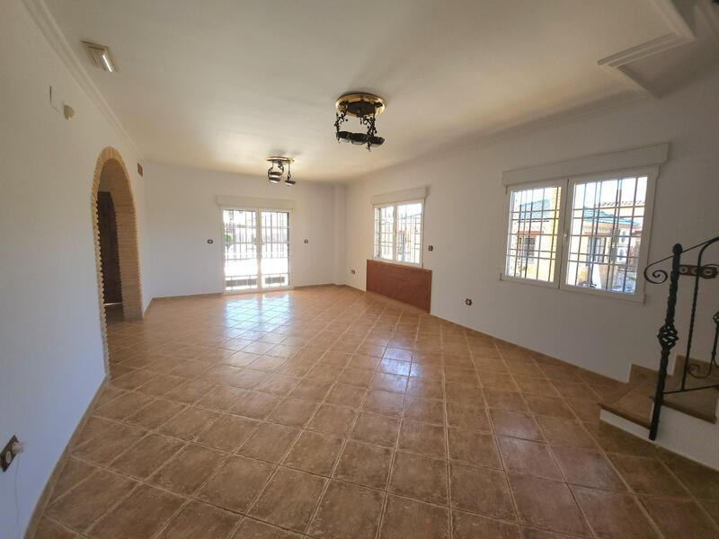 5 bedroom Villa for sale