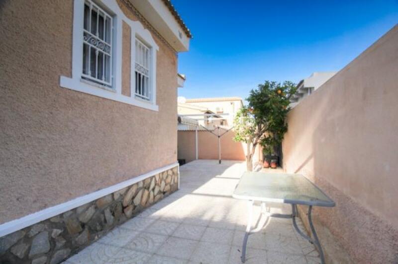 3 Cuarto Villa en venta