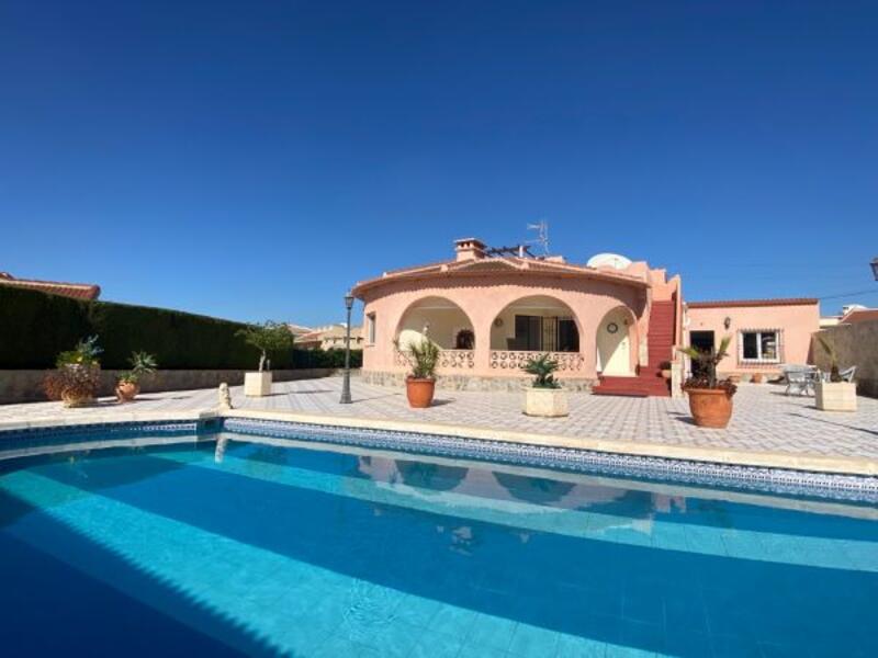 Villa for sale in Ciudad Quesada, Alicante