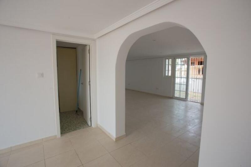 6 Cuarto Villa en venta