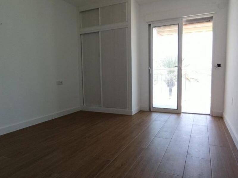 4 slaapkamer Appartement Te koop