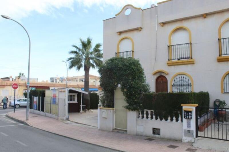Rekkehus til salgs i La Florida, Alicante