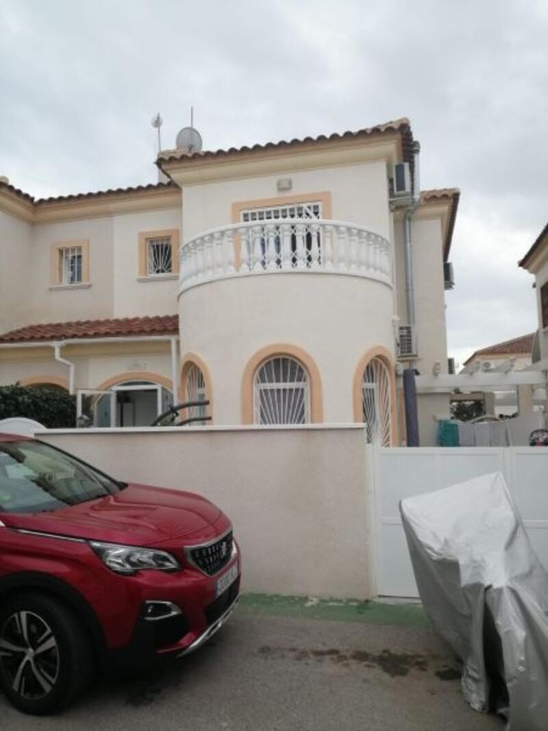 Maison de Ville à vendre dans Torrevieja, Alicante