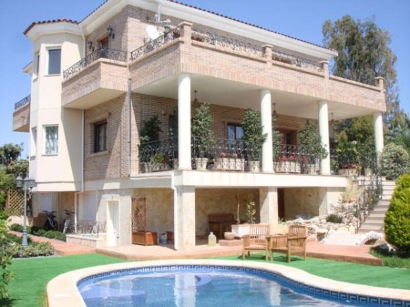 Villa Te koop in Ciudad Quesada, Alicante