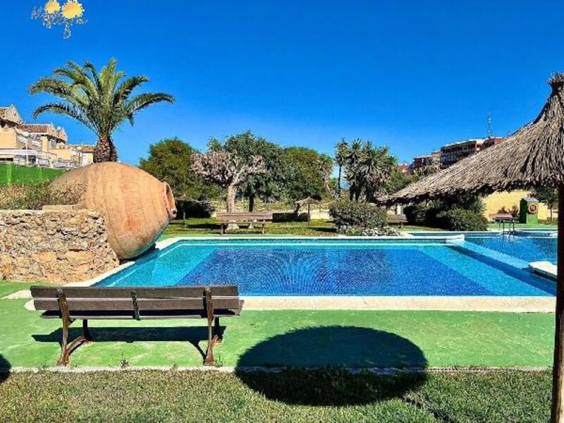 Villa à vendre dans Torrevieja, Alicante