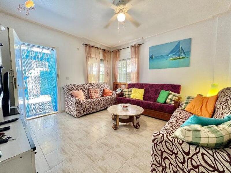 2 Cuarto Villa en venta