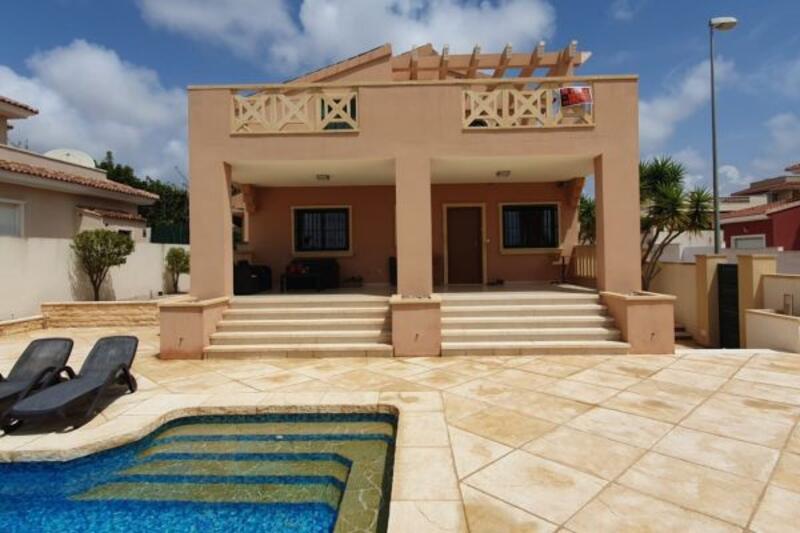 4 bedroom Commercial Property for sale