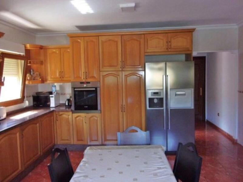 9 bedroom Country House for sale
