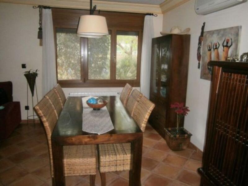 3 bedroom Country House for sale