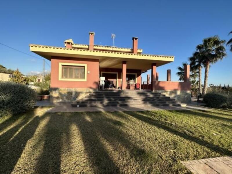4 bedroom Country House for sale