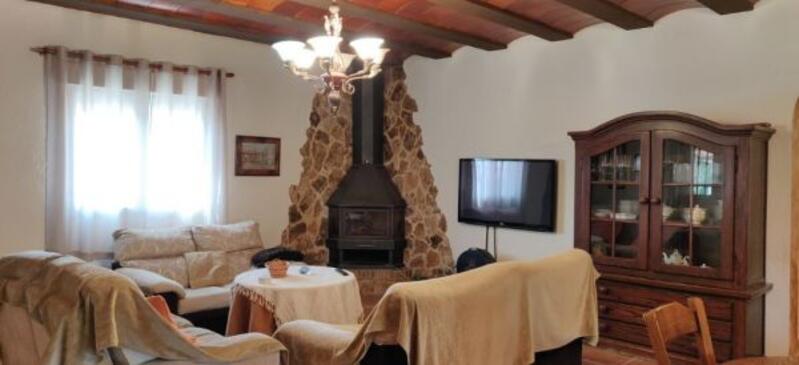 4 bedroom Country House for sale