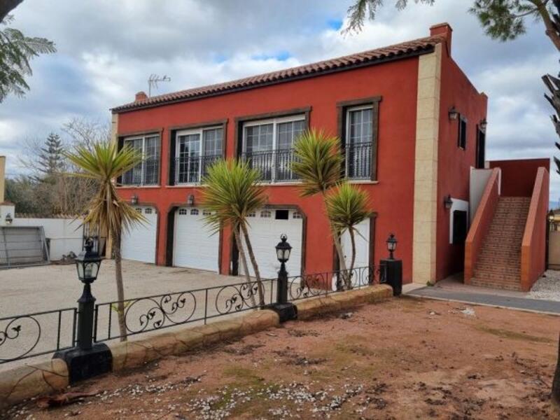 6 chambre Auberge à vendre