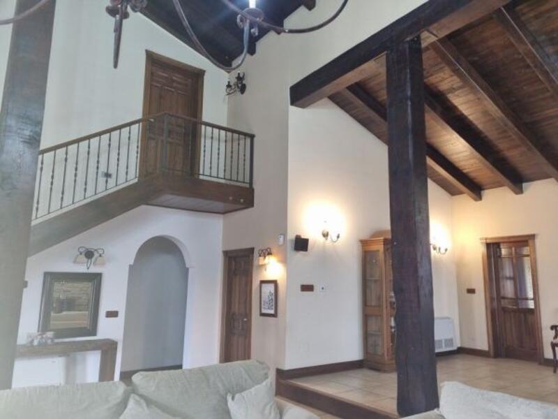 6 chambre Auberge à vendre