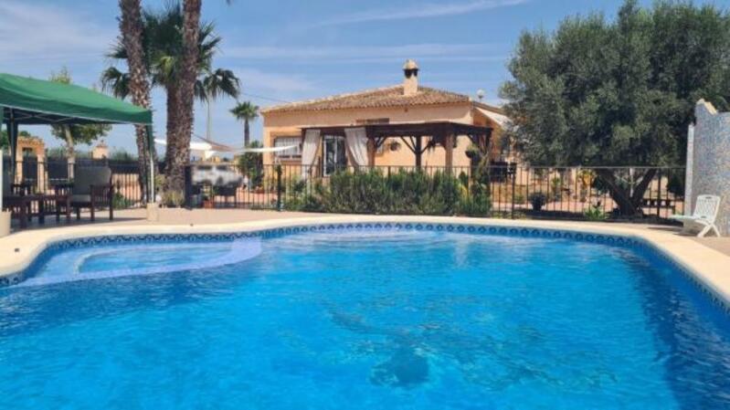 Country House for sale in Almoradi, Alicante