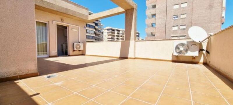 3 bedroom Apartment for sale