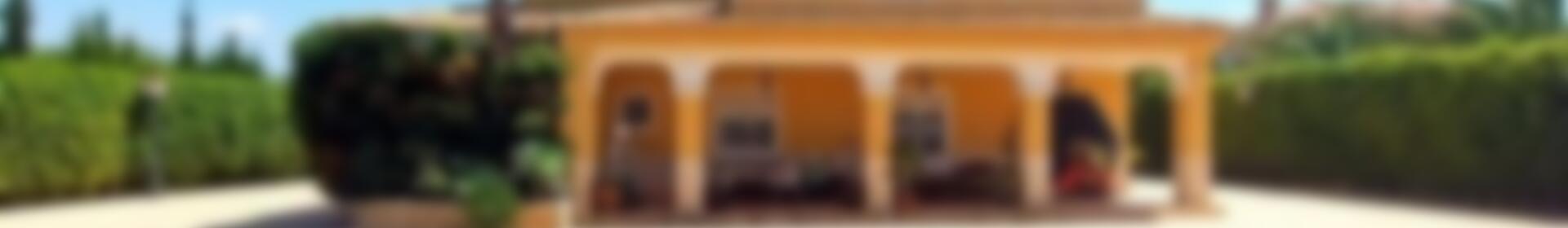 5 спальная комната Деревенский Дом продается
