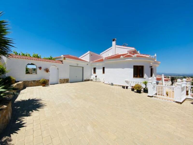 Villa for sale in Ciudad Quesada, Alicante