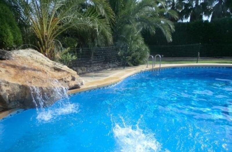 4 bedroom Country House for sale