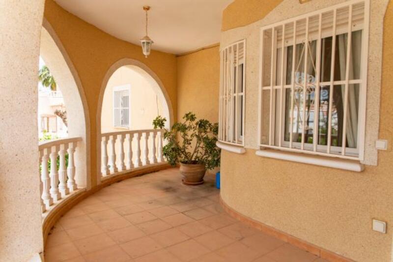 2 Schlafzimmer Villa zu verkaufen