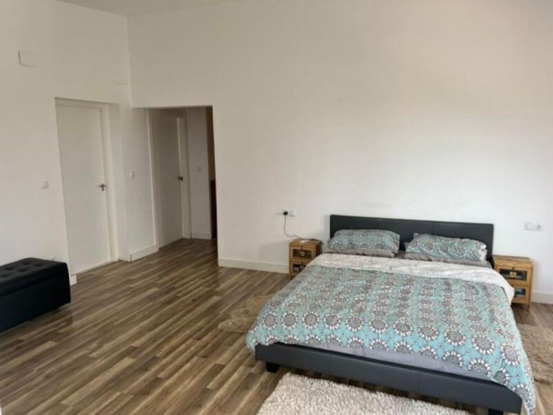 4 chambre Auberge à vendre