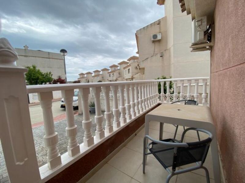 2 Cuarto Villa en venta