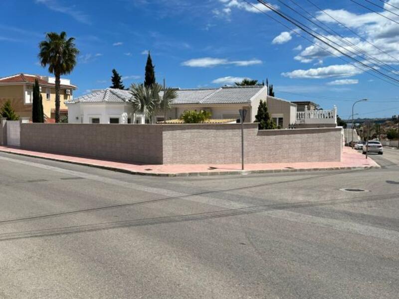 5 soveværelse Villa til salg