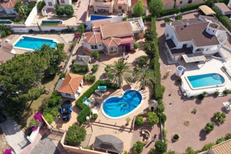 3 Cuarto Local Comercial en venta
