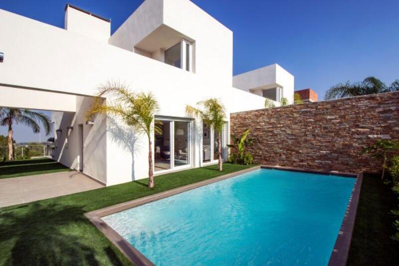 Villa til salg i Ciudad Quesada, Alicante