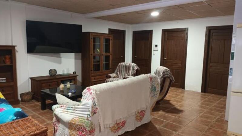 5 bedroom Country House for sale