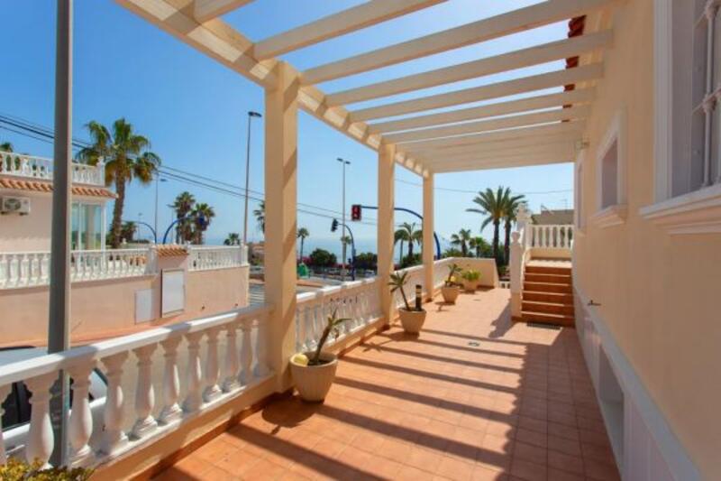 4 bedroom Country House for sale