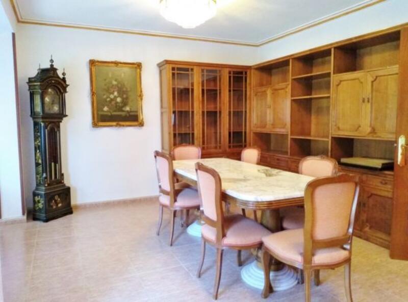 3 bedroom Apartment for sale