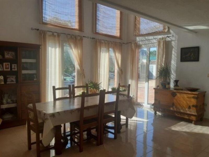 4 chambre Auberge à vendre