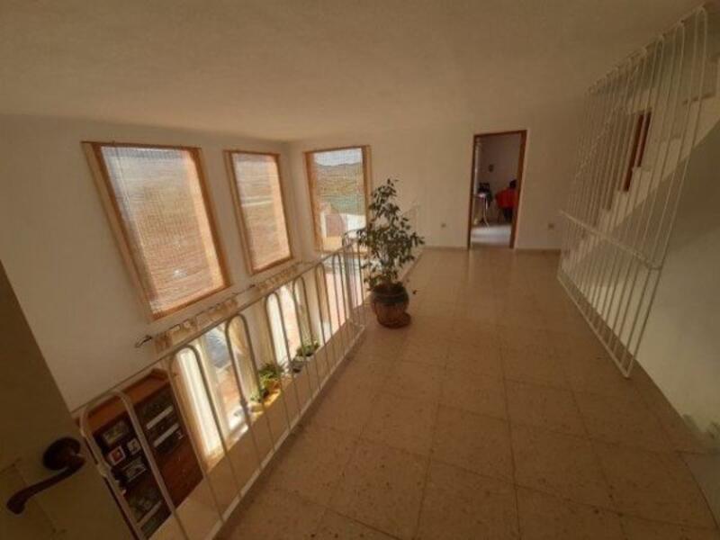 4 chambre Auberge à vendre