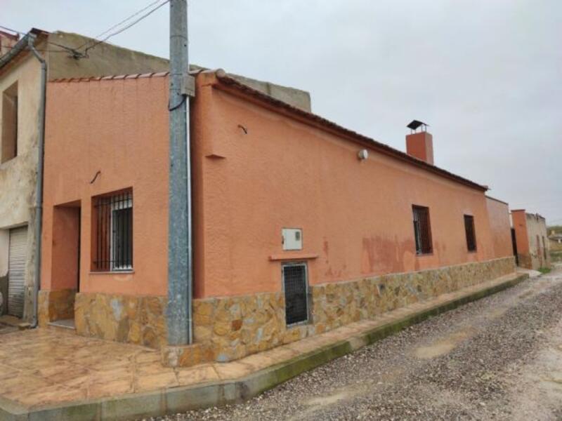 Lantställe till salu i Novelda, Alicante