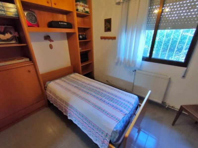 3 спальная комната Деревенский Дом продается