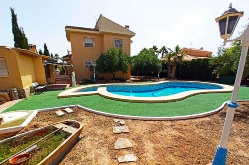 Landsted til salg i San Vicente del Raspeig, Alicante
