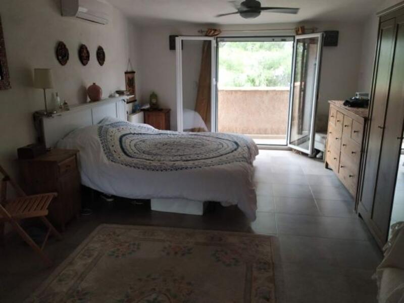 5 bedroom Country House for sale