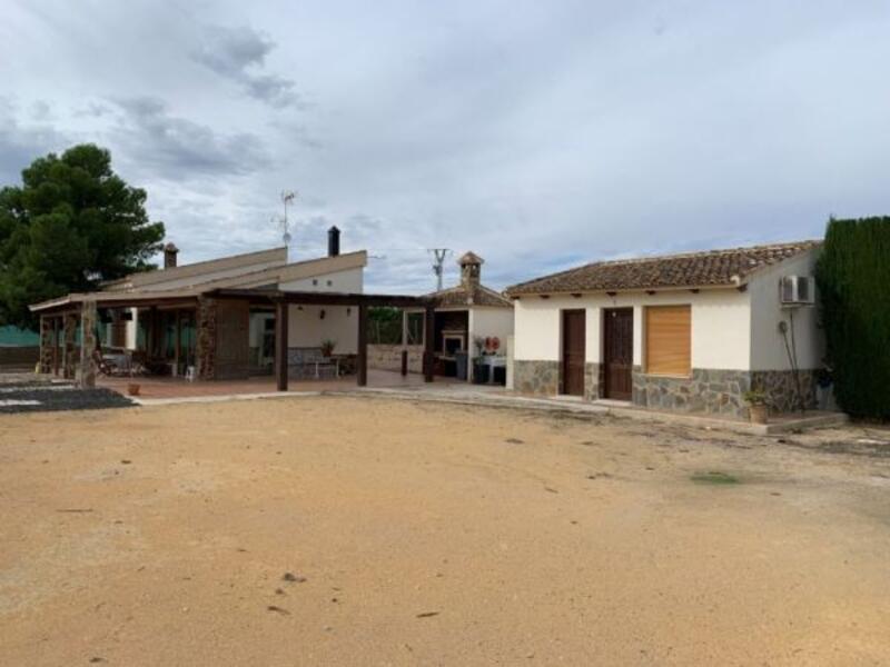 2 bedroom Country House for sale