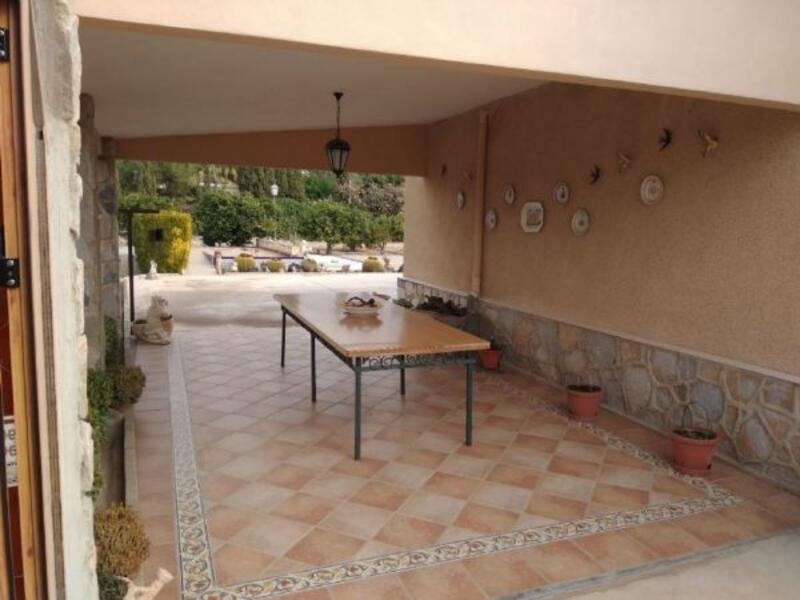 4 chambre Auberge à vendre