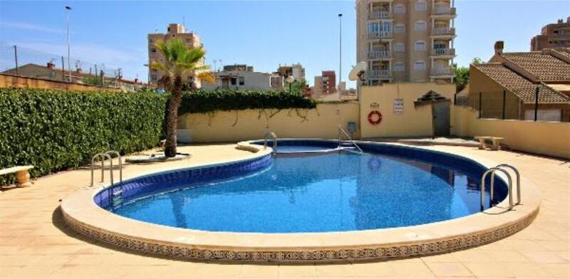 Maison de Ville à vendre dans Torrevieja, Alicante