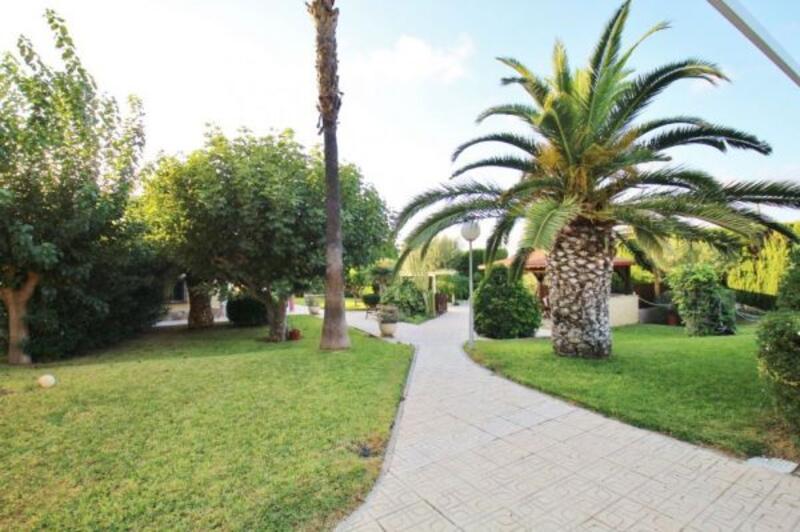 6 Cuarto Casa de Campo en venta