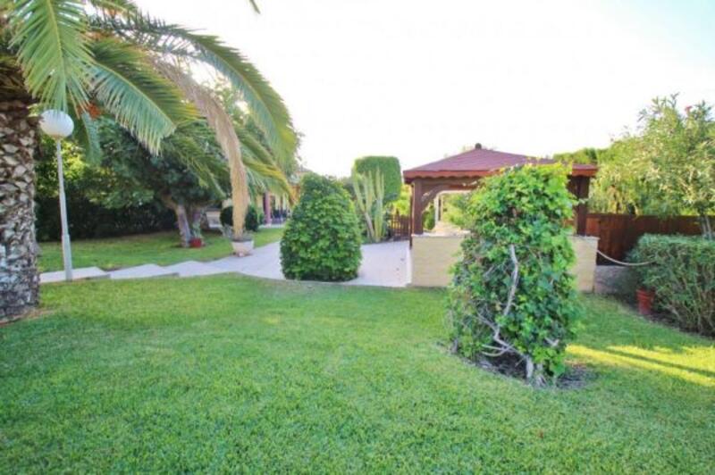 6 Cuarto Casa de Campo en venta