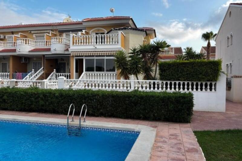 Villa til salg i Ciudad Quesada, Alicante