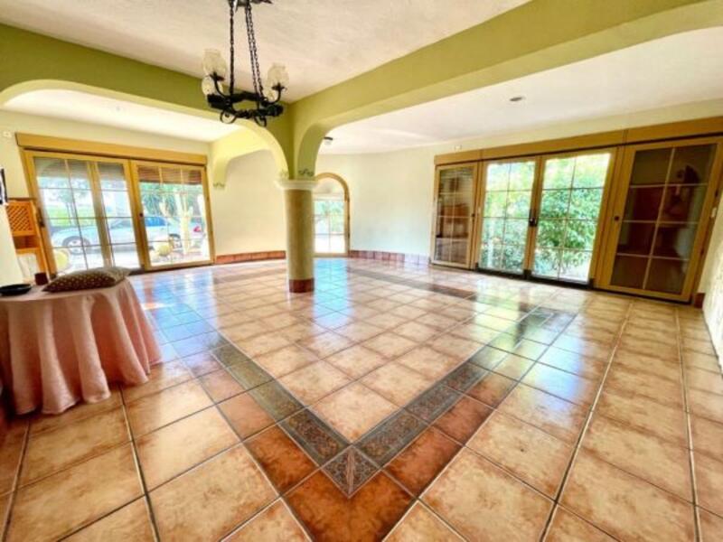 3 bedroom Country House for sale