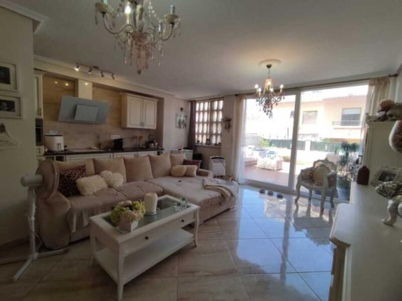 2 bedroom Townhouse for sale