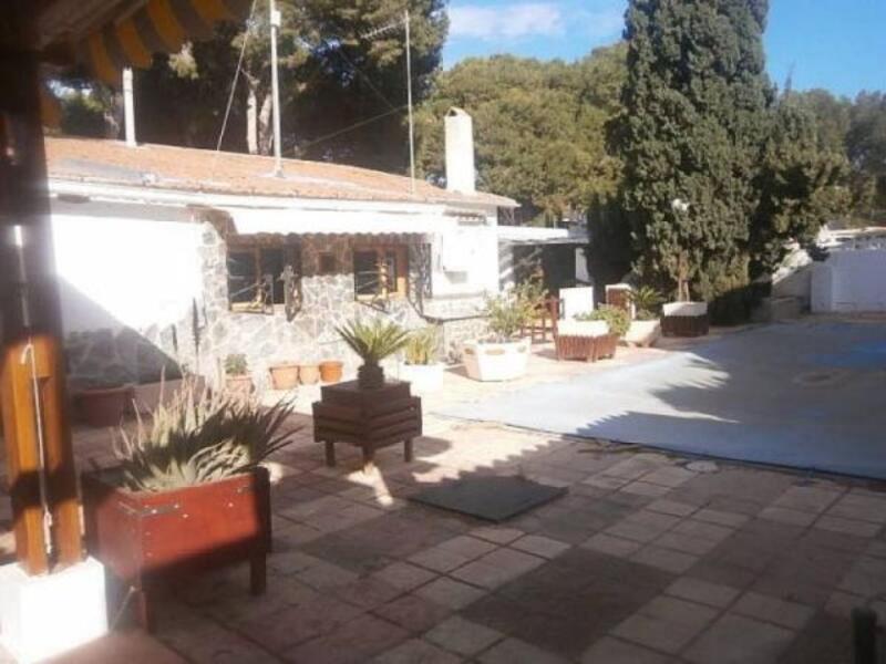 4 bedroom Country House for sale