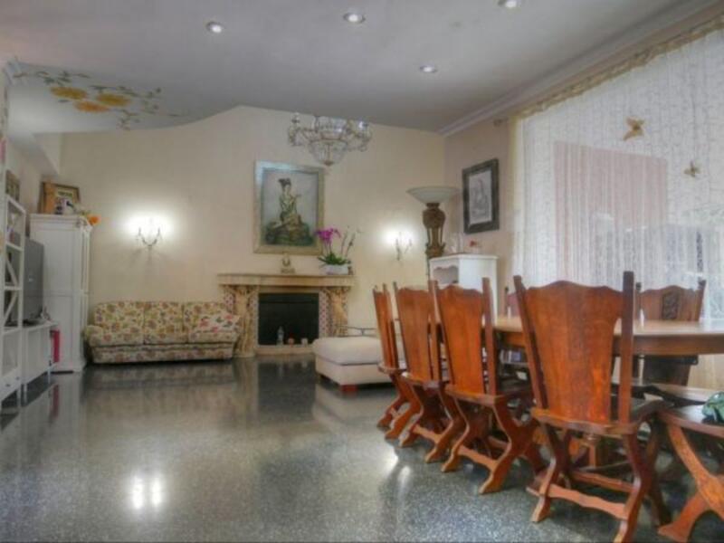 5 bedroom Country House for sale